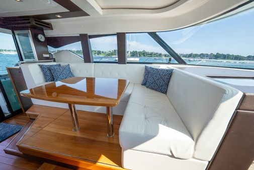 Tiara Yachts 44 Coupe image