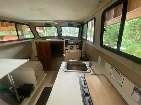 Parker 2530 Extended Cabin image