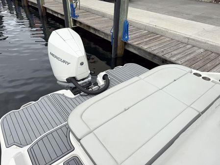 Sea Ray SDX 270 Outboard image