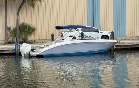 Sea Ray SDX 270 Outboard image