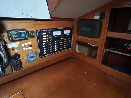 Pouvreau 42' Expedition Cutter image