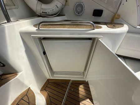 Cruisers Yachts 420 Express image