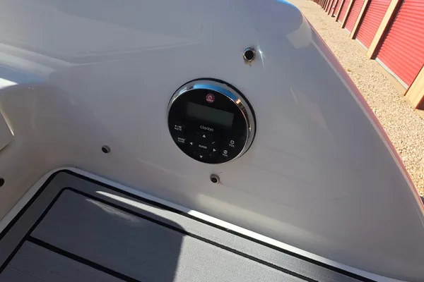 Formula 270 Bowrider image