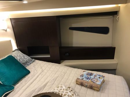 Regal 42 Fly image