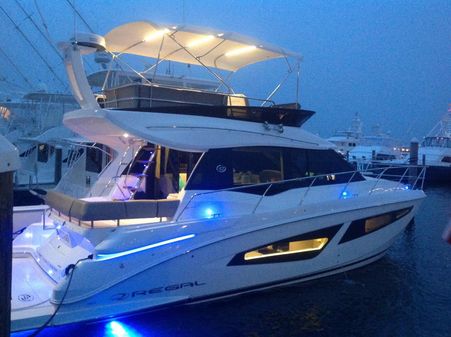 Regal 42 Fly image
