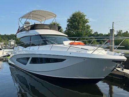Regal 42-FLY image