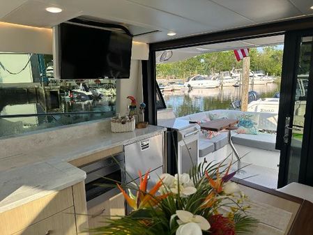 Regal 42-FLY image