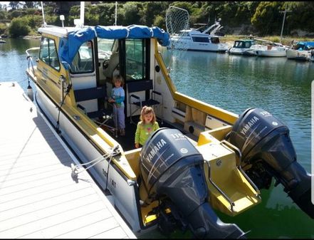 Noosa Cat Shark Cat 700 Series image