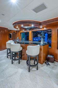 Christensen 141 Raised Pilothouse image