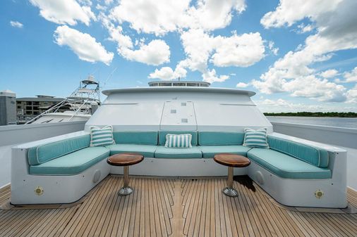 Christensen 141 Raised Pilothouse image