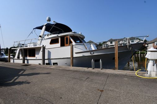 Defever 49-PILOTHOUSE image