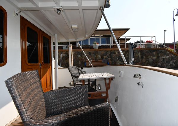 Defever 49-PILOTHOUSE image