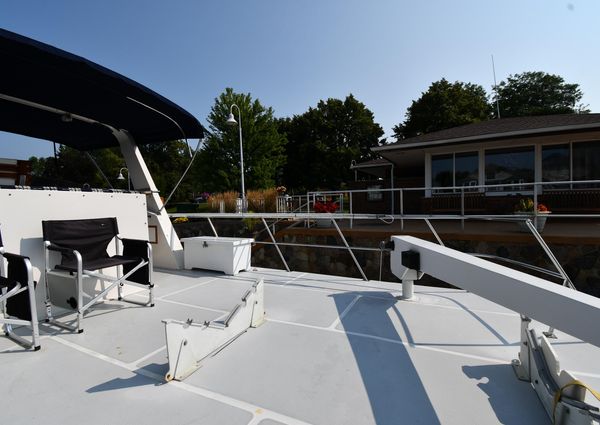 Defever 49-PILOTHOUSE image