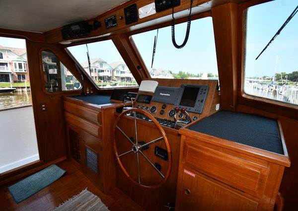 Defever 49-PILOTHOUSE image