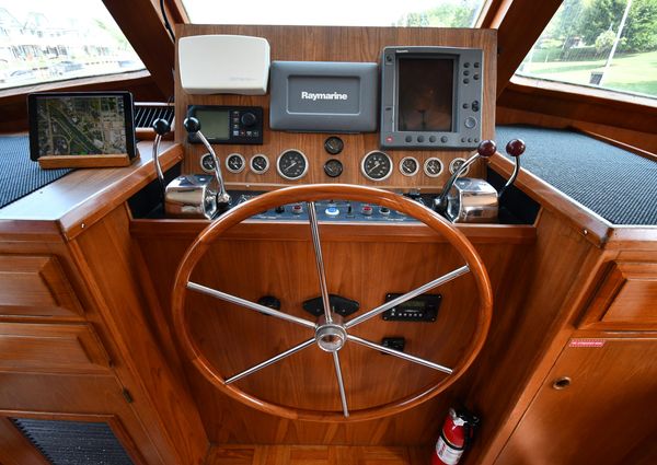 Defever 49-PILOTHOUSE image