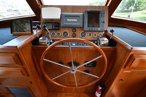 Defever 49-PILOTHOUSE image