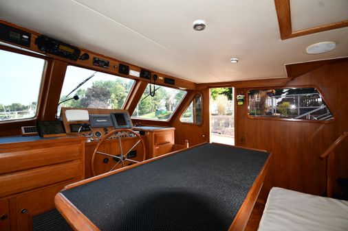 Defever 49-PILOTHOUSE image