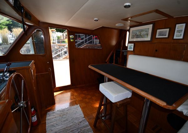 Defever 49-PILOTHOUSE image