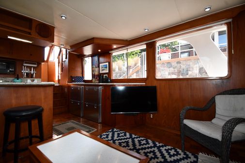 Defever 49-PILOTHOUSE image