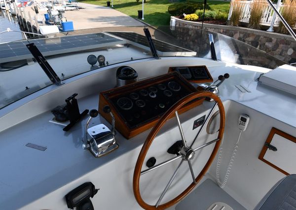 Defever 49-PILOTHOUSE image