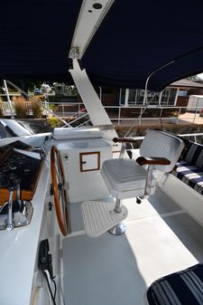 Defever 49-PILOTHOUSE image