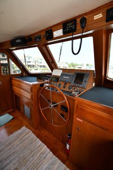 Defever 49-PILOTHOUSE image