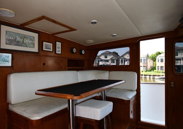 Defever 49-PILOTHOUSE image