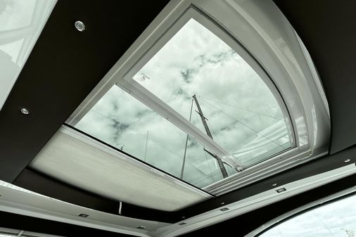 Cruisers Yachts 41 Cantius image