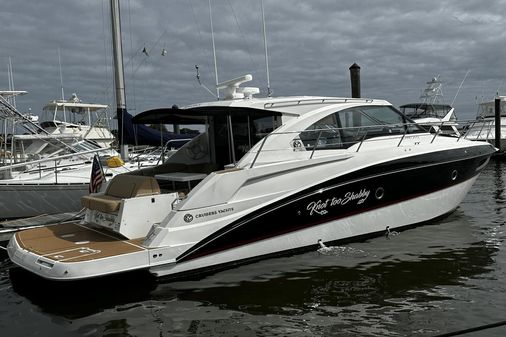 Cruisers Yachts 41 Cantius image