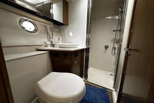 Cruisers Yachts 41 Cantius image