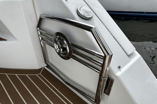 Cruisers Yachts 41 Cantius image