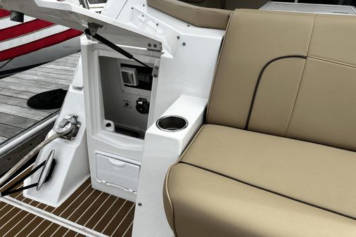 Cruisers Yachts 41 Cantius image