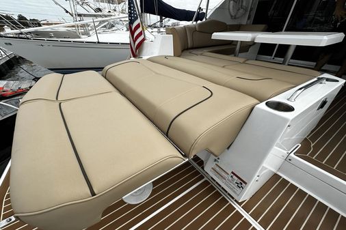 Cruisers Yachts 41 Cantius image