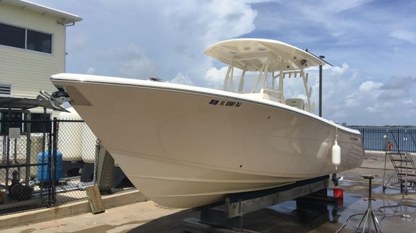 Cobia 296 CC 