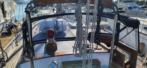 Spindrift 43 Pilothouse image