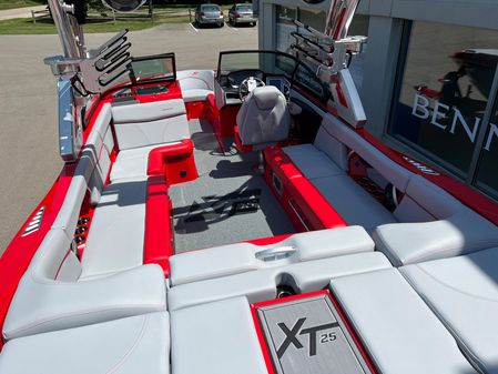 MasterCraft XT Series image