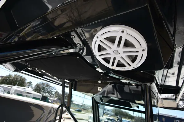 Blackfin 332-CC image