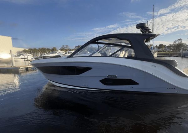 Sea Ray 370 SUNDANCER OB image