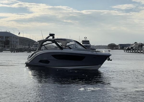 Sea Ray 370 SUNDANCER OB image