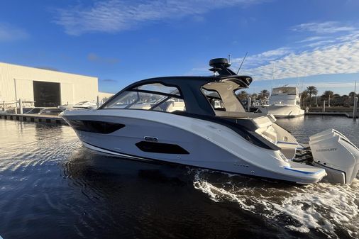 Sea Ray 370 SUNDANCER OB image