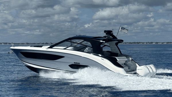 Sea Ray 370 SUNDANCER OB