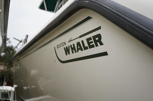 Boston Whaler 260 Outrage image