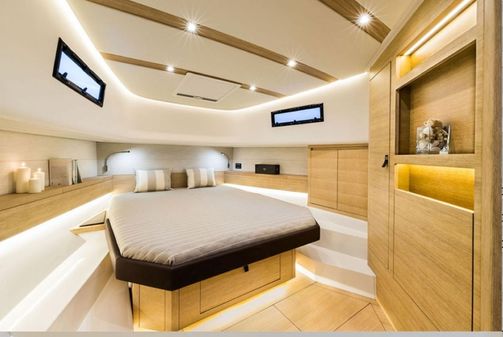 Pardo Yachts 43 image