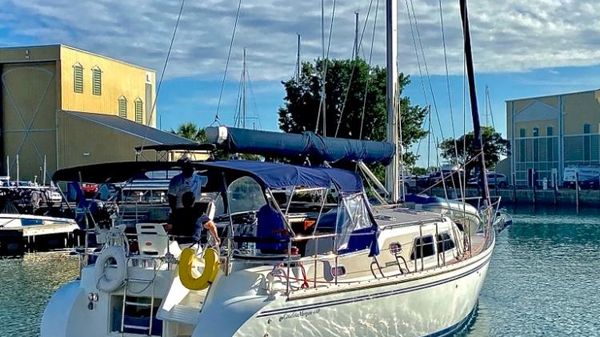 Catalina Morgan 440