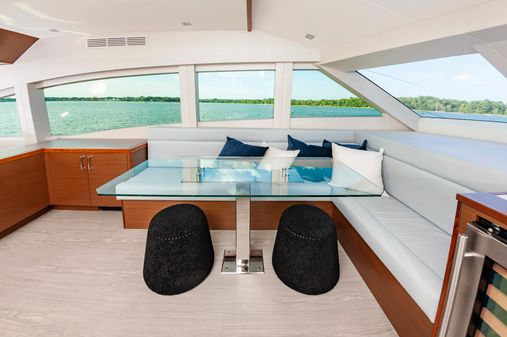 Hatteras 60 Motor Yacht image