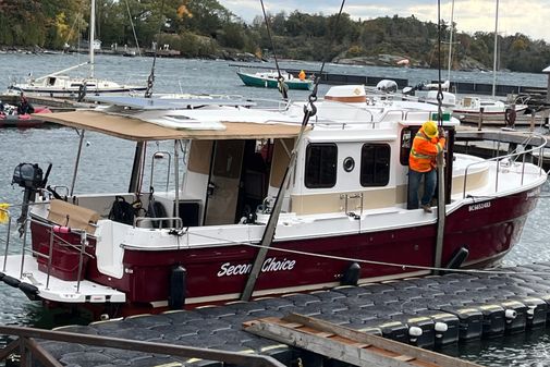 Ranger Tugs R-31S image