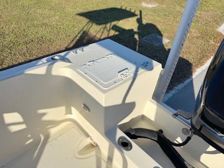 Key-west 1900-CENTER-CONSOLE image