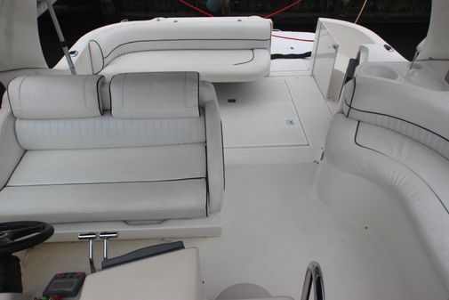 Cruisers Yachts 3375 Esprit image