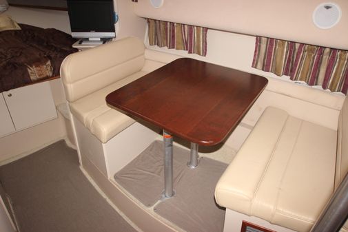 Cruisers Yachts 3375 Esprit image