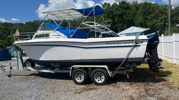 Grady-White Seafarer 226 